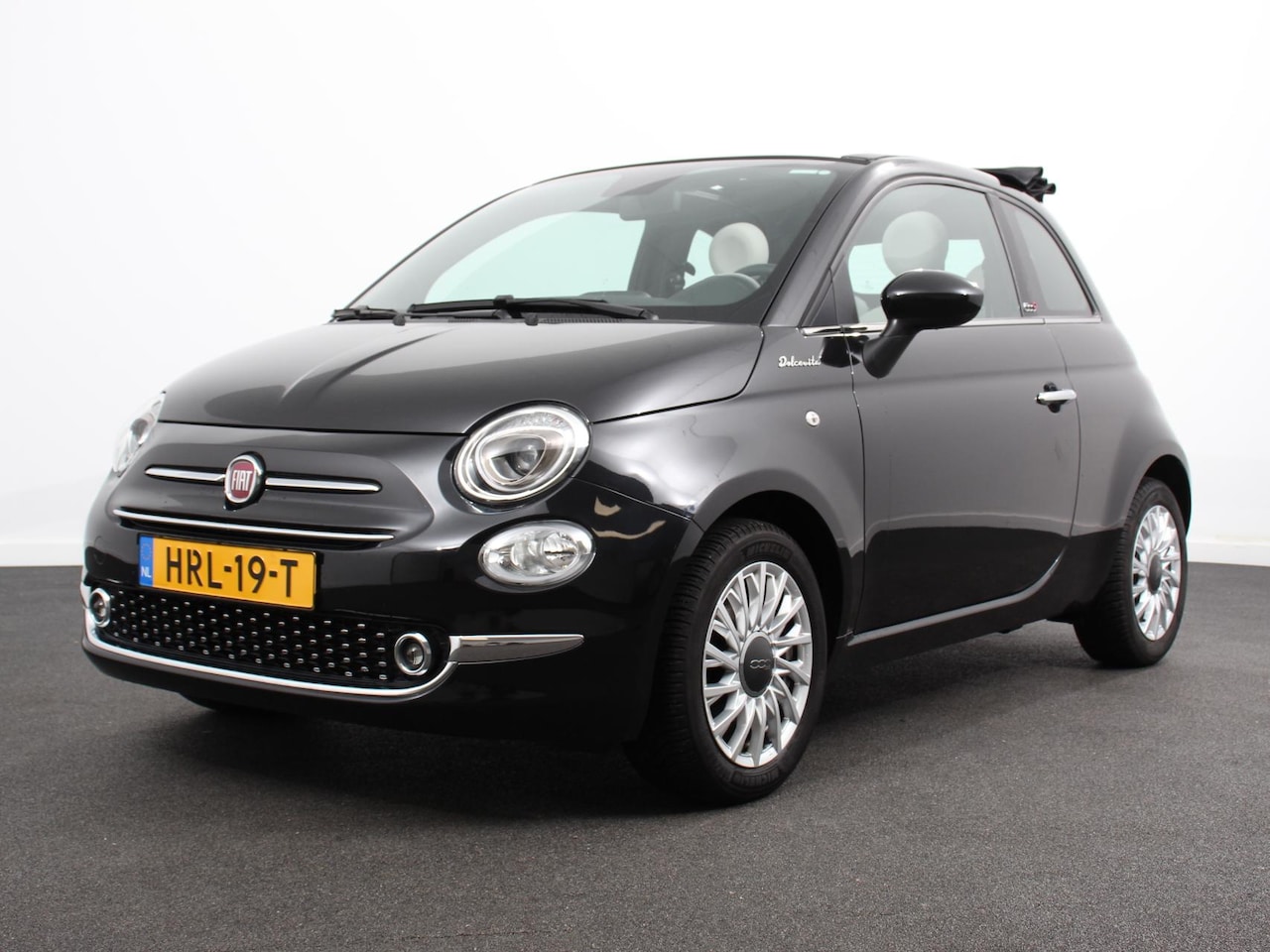 Fiat 500 C - 1.0 Hybrid Dolcevita Leder Navigatie Apple Carplay/Android Auto Parkeersensoren achter Cru - AutoWereld.nl