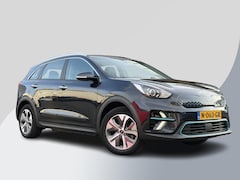 Kia e-Niro - DynamicLine 64 kWh | SOH 98, 9% | Trekhaak | Navigatie |