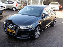 Audi A1 - 1.0 TFSI Clima, Pdc, Stoelverwarming, RIJKLAARPRIJS