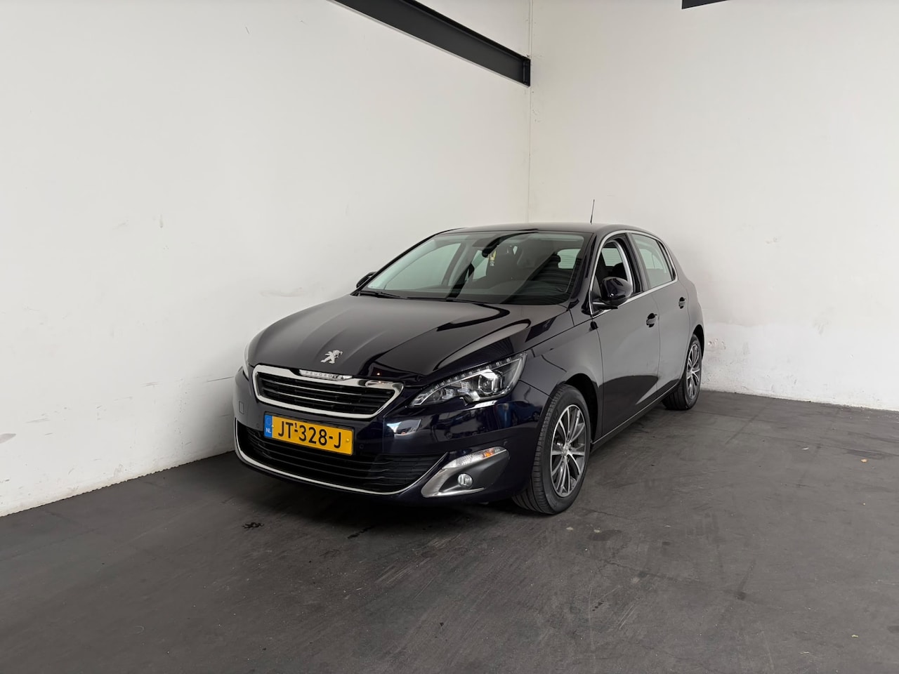 Peugeot 308 - 1.2 PureTech Allure 1.2 PureTech Allure - AutoWereld.nl