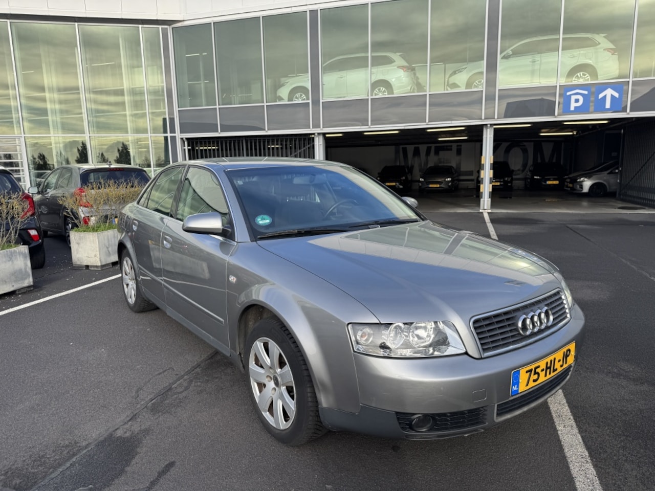Audi A4 Limousine - 2.0 Exclusive MT - AutoWereld.nl