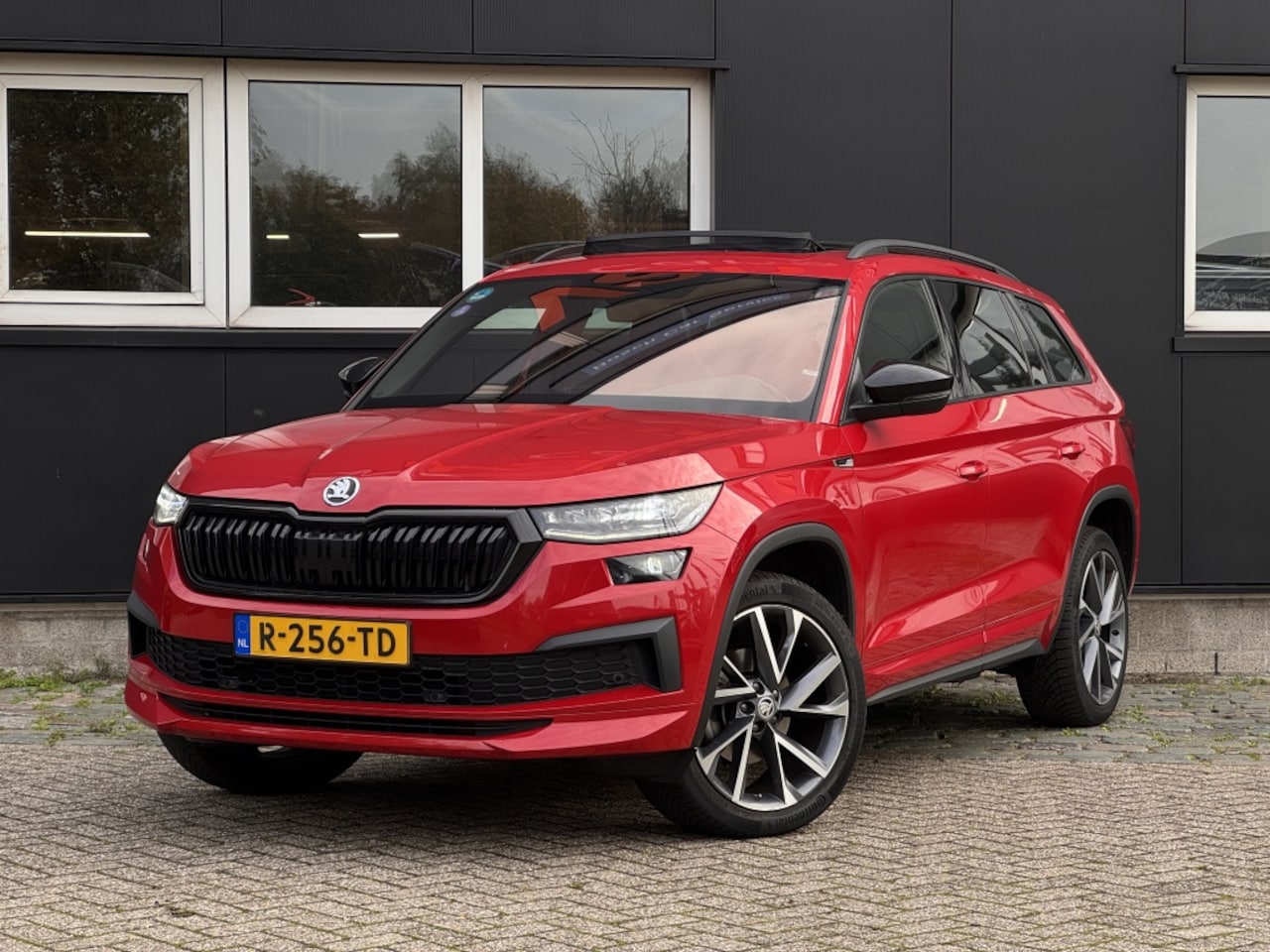 Skoda Kodiaq - 1.5TSI Sportl. Bns..|Stoelvent|Trekh wegkl|Pano|matrix LED|Full Options| - AutoWereld.nl