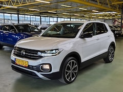 Volkswagen T-Cross - 1.0 TSI Style -110pk- Automaat | Black Design | Camera | Climate Control | Rijklaarprijs i