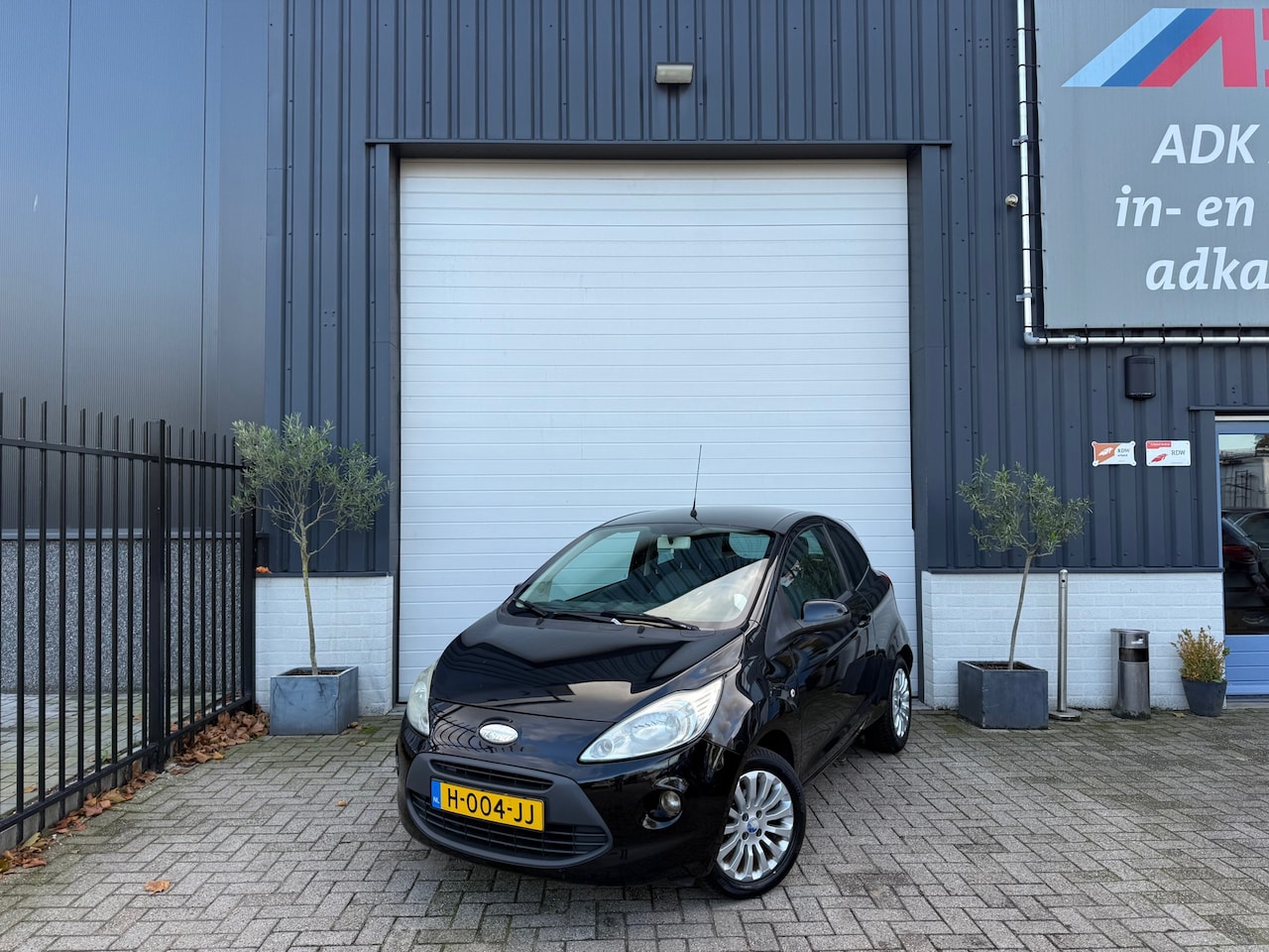 Ford Ka - 1.2 Titanium NIEUWE APK/AIRCO/LM VELGEN - AutoWereld.nl