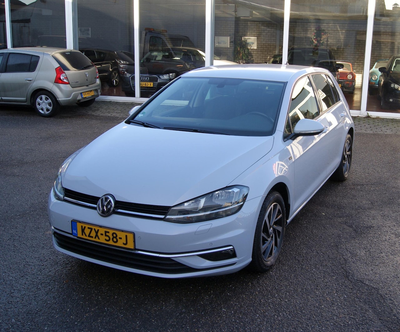Volkswagen Golf - 1.0 TSI Trendline Navi,Pdc,Clima,RIJKLAARPRIJS!! - AutoWereld.nl