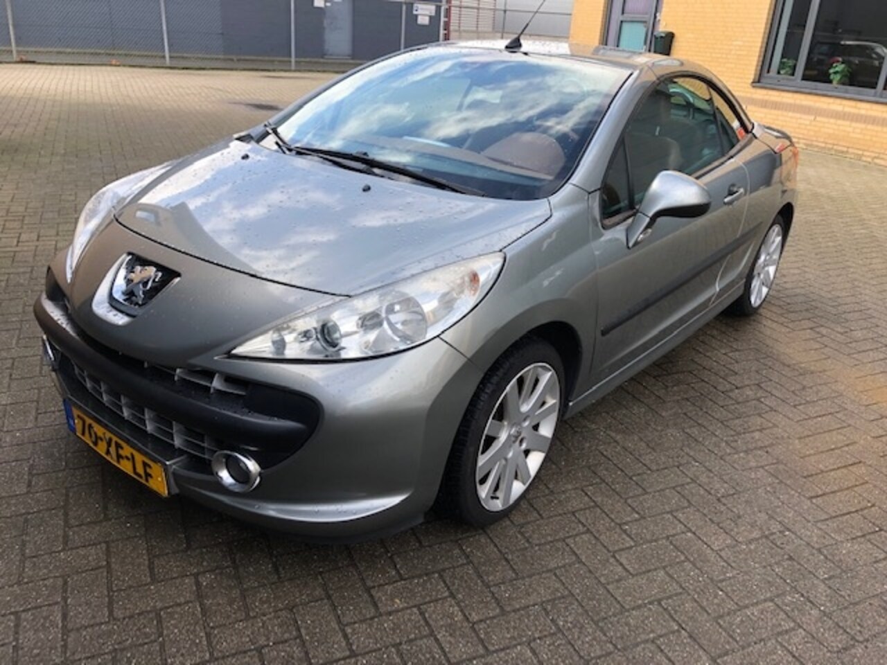 Peugeot 207 CC - 1.6 16V 110KW - AutoWereld.nl