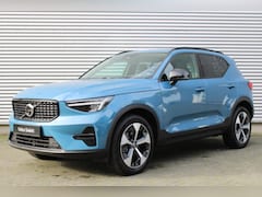Volvo XC40 - B4 Mild Hybrid 197PK Plus Dark | Panoramisch Schuif-/Kanteldak | Harman/Kardon Premium Aud