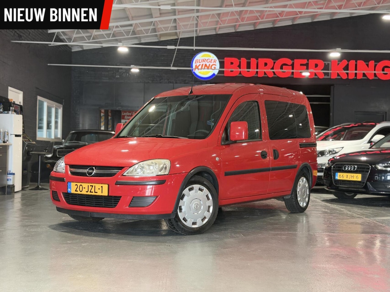 Opel Tour - 1.4-16V Enjoy Airco Benzine achterbank - AutoWereld.nl