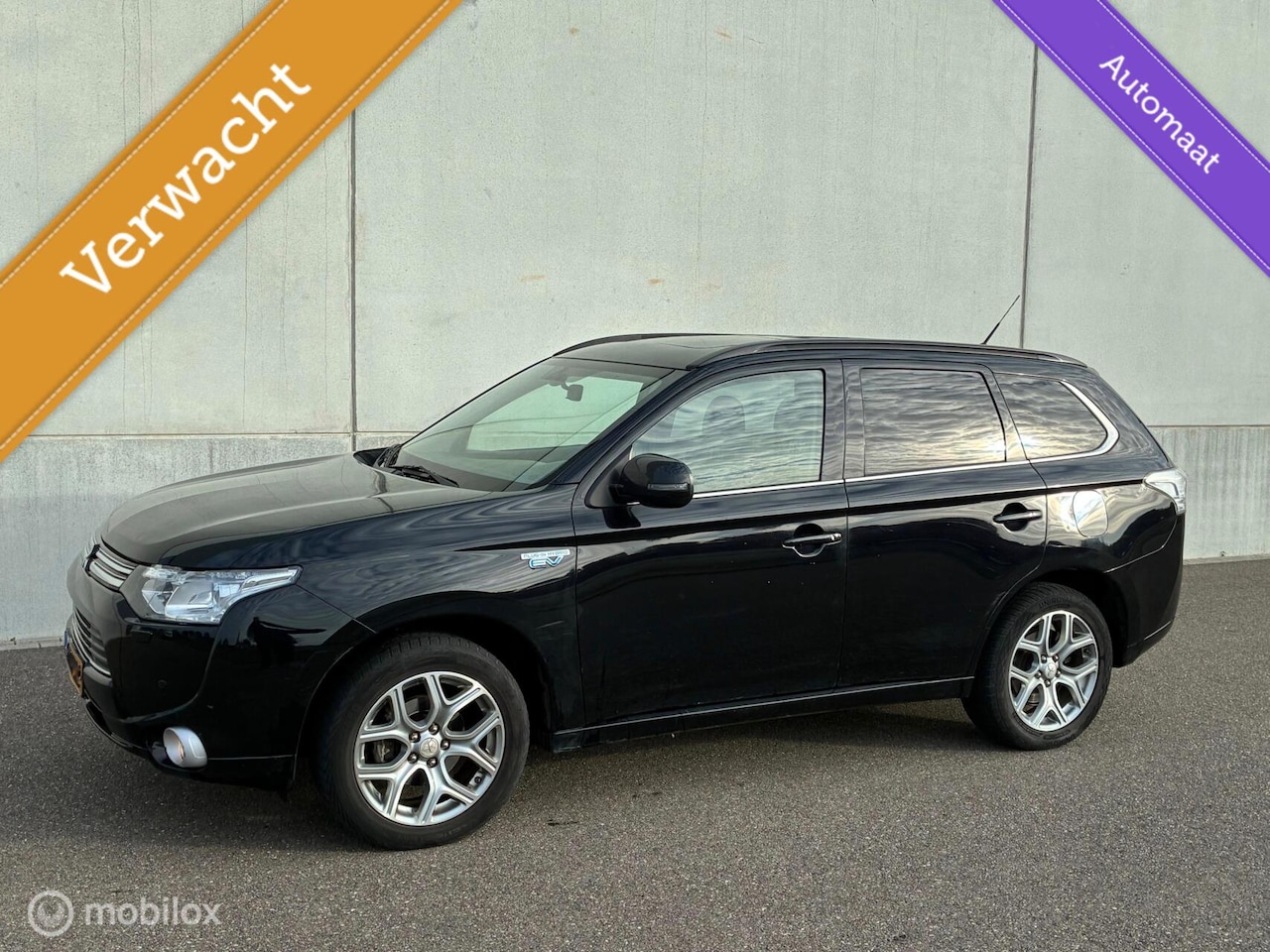 Mitsubishi Outlander - 2.0 PHEV HYBRIDE AUTOMAAT 4 WD NAP - AutoWereld.nl