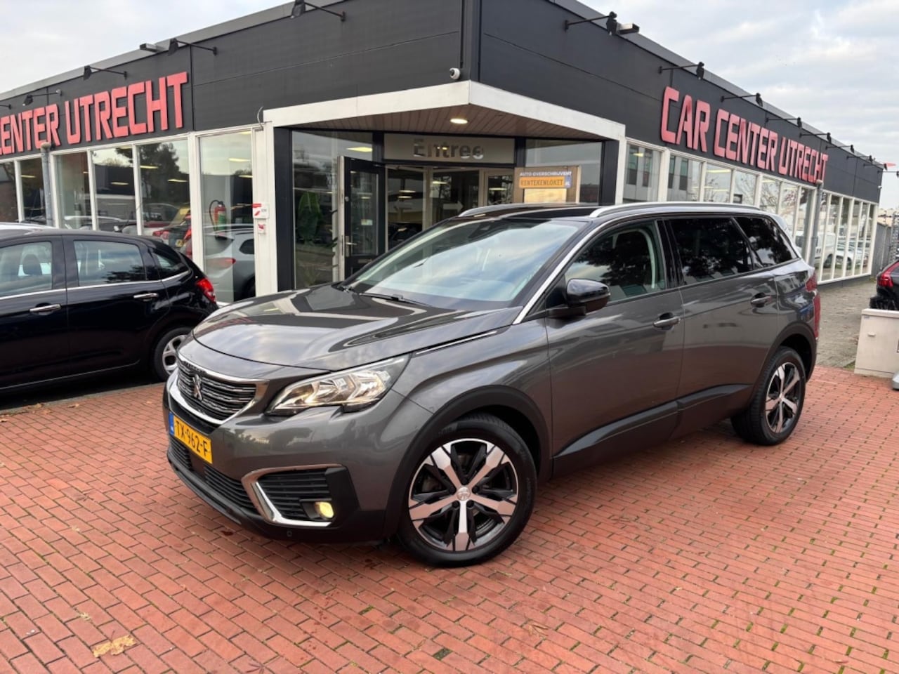 Peugeot 5008 - 1.2 PureTech Allure 7pers automaat airco - AutoWereld.nl
