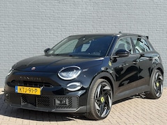 Abarth 600e - Turismo 54 kWh | 240 PK | 321 KM WLTP | Torsen-sperdifferentieel | Sabelt Sportstoelen| Ad