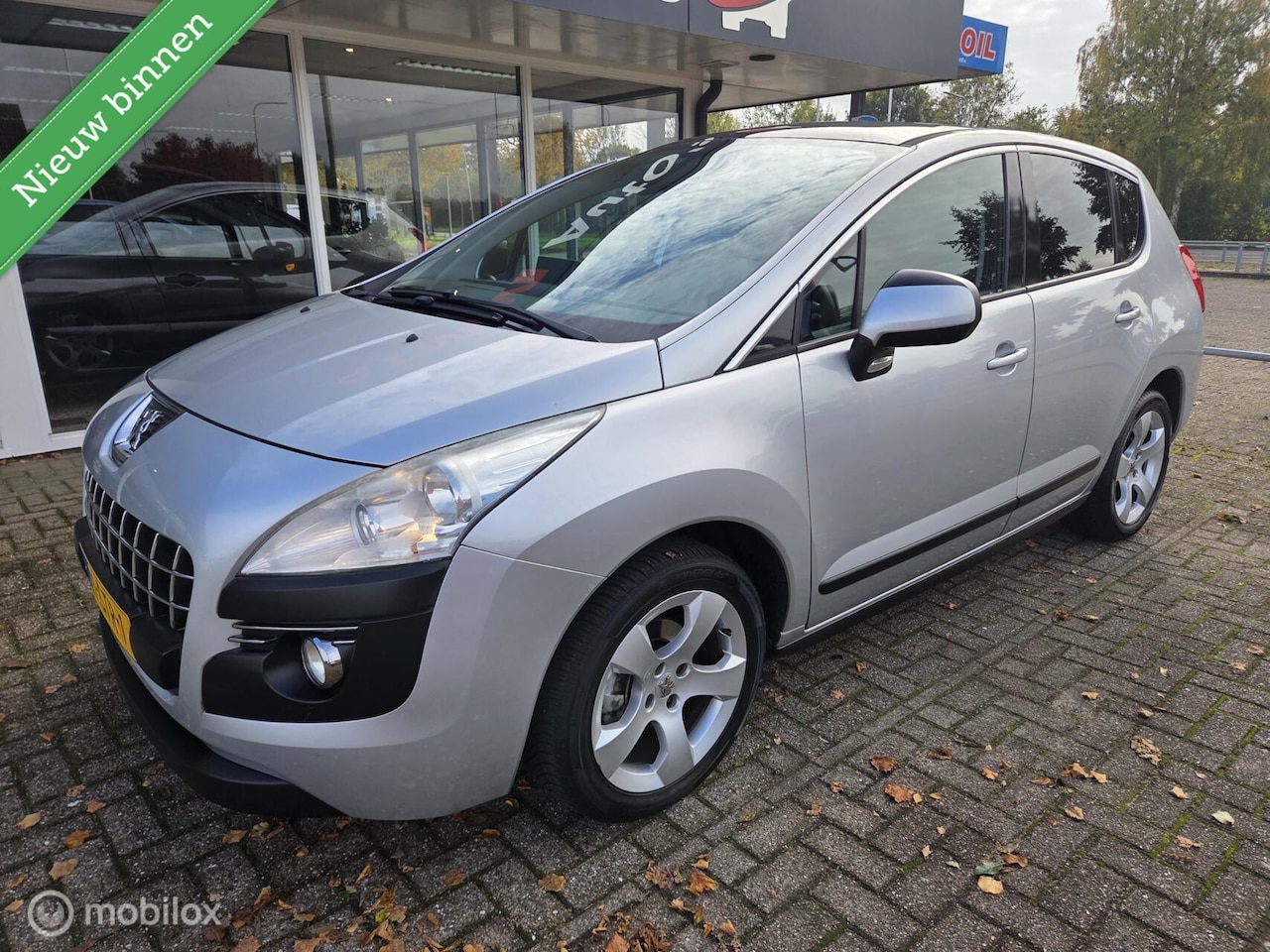 Peugeot 3008 - 1.6 VTi ST Airco Cruise PDC Navi Panoramadak - AutoWereld.nl