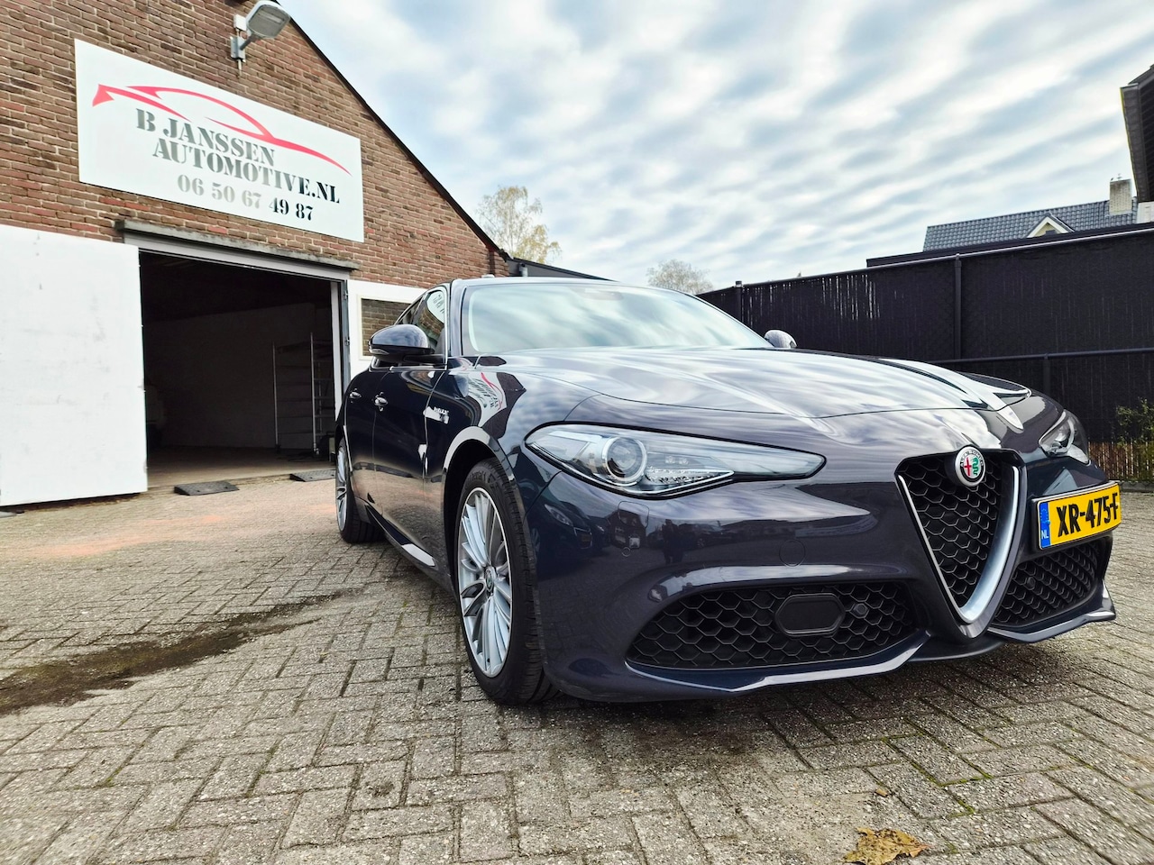 Alfa Romeo Giulia - 2.0 T AWD Veloce Q4 280PK - AutoWereld.nl