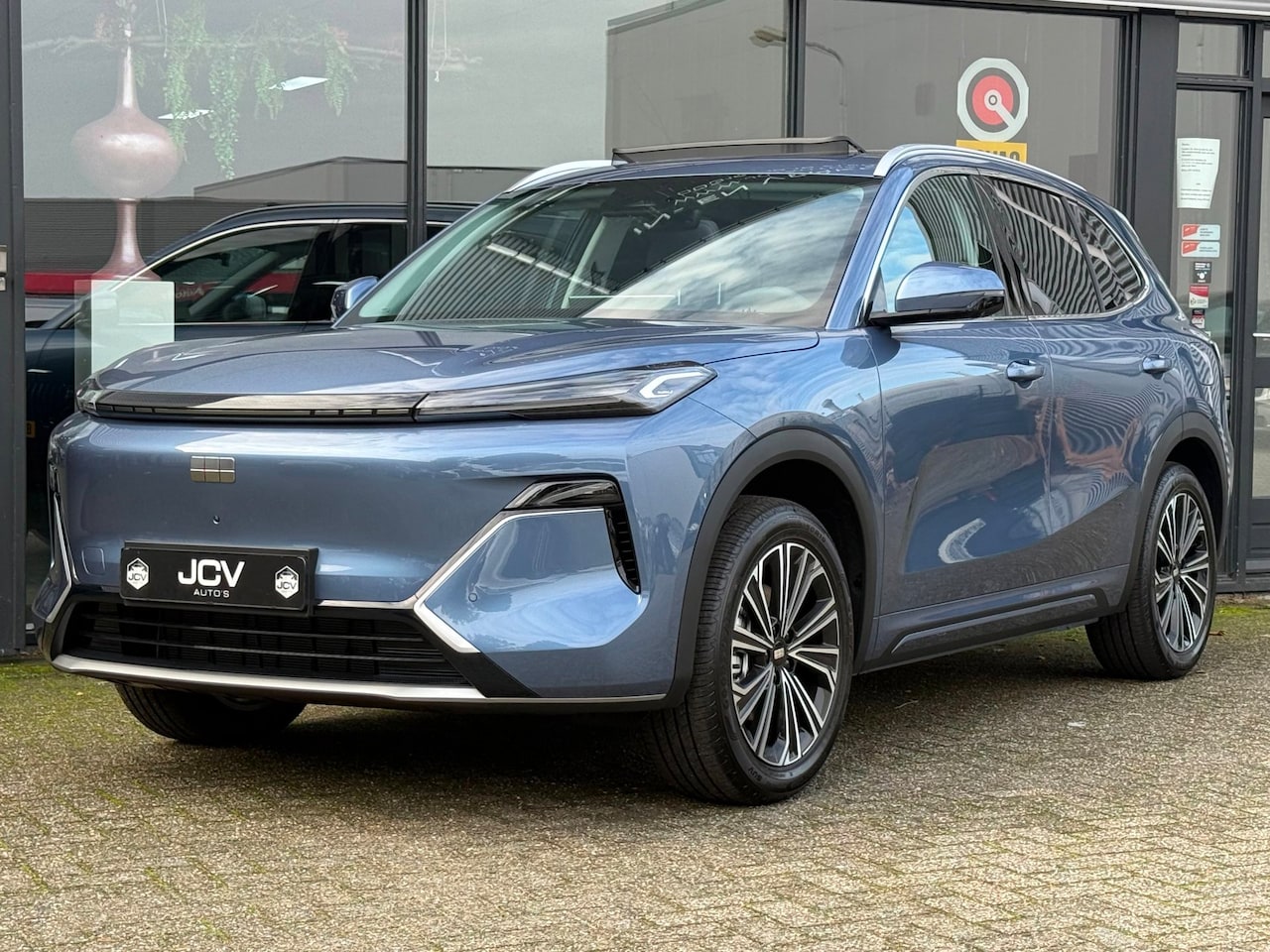 Geely Starray EM-i - 1.5 Max+ PANO/FLYME/MASSAGE/VOL!! - AutoWereld.nl