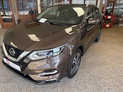 Nissan Qashqai - 1.2 N-Connecta Automaat