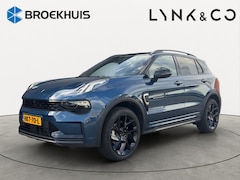 Lynk & Co 01 - 1.5 Blackpack | 360 Camera | Apple Carplay/Android Auto | Panoramadak | CC Adaptief |
