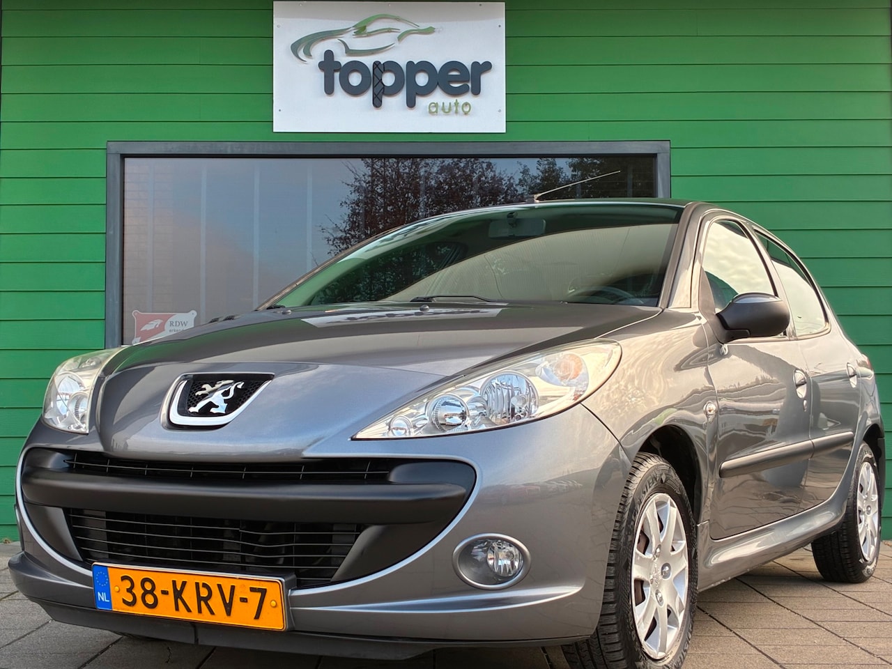 Peugeot 206 - 1.4 XS|1e Eigenaar|NAP|Elektr.ramen|Trekhaak|Nieuwe APK| - AutoWereld.nl