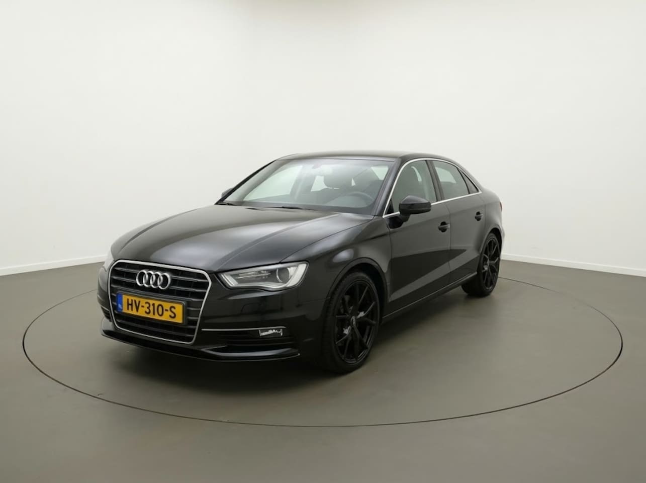Audi A3 Limousine - 1.4 TFSI Ambition | Geen import | Sensoren achter | Airco - AutoWereld.nl