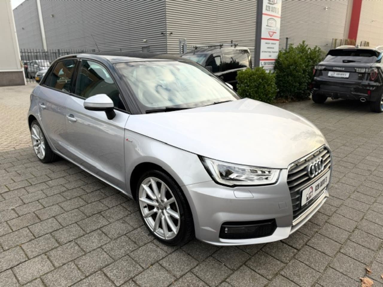 Audi A1 Sportback - 1.0 TFSI Sport|Airco|S line|Cruise contr - AutoWereld.nl