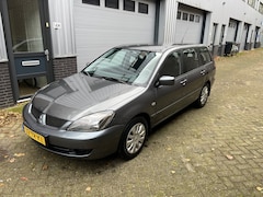 Mitsubishi Lancer Station Wagon - 1.6 Inform Airco Boekjes