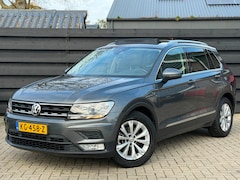 Volkswagen Tiguan - 1.4 TSI Pano I Carplay I Alcantara I Trekhaak