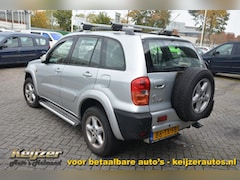Toyota RAV4 - 2.0-16V VVT-i Sol SCHADE