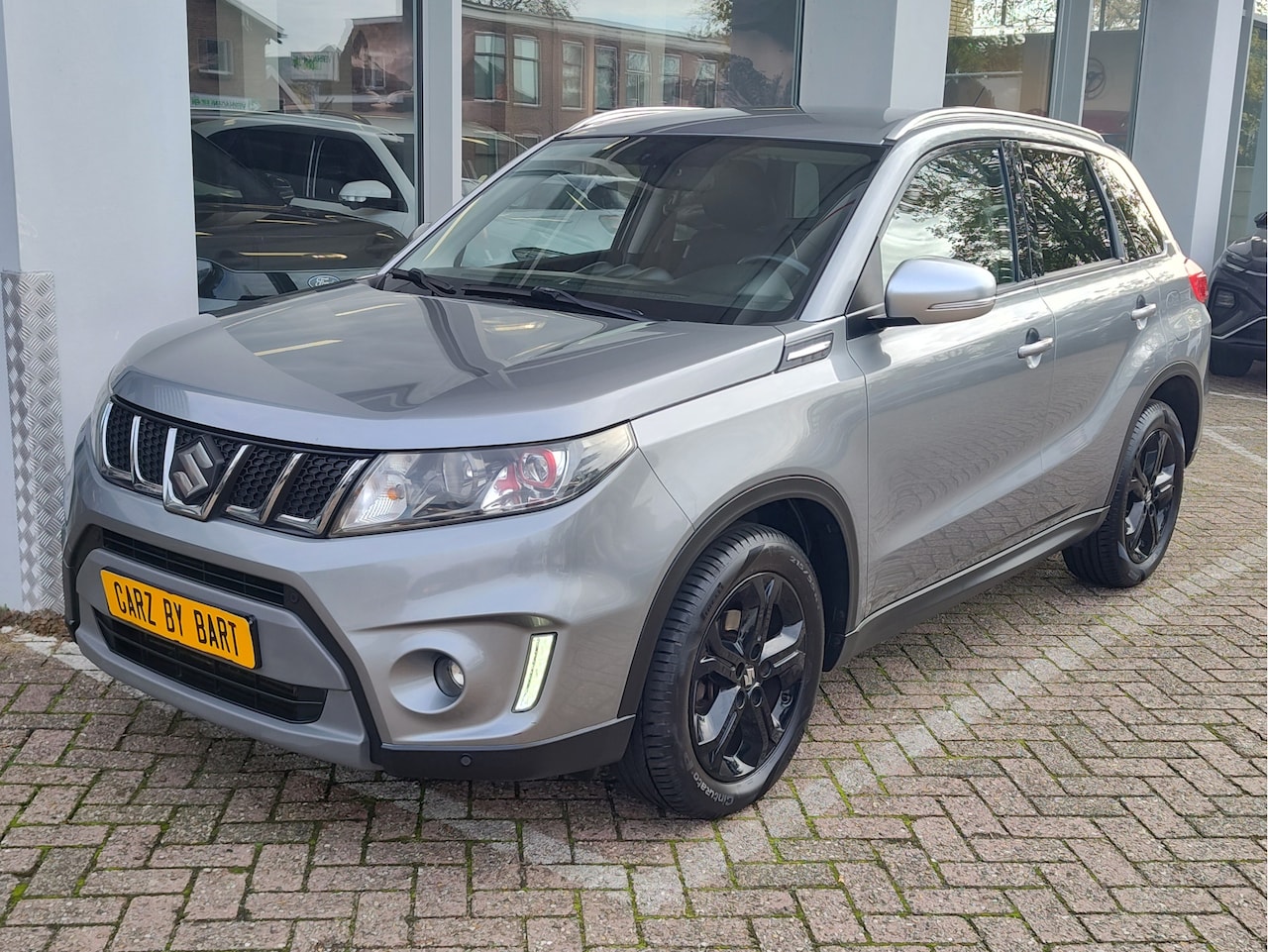 Suzuki Vitara - 1.4 S AUTOMAAT 140 PK | Sportinterieur | Adaptive Cruise | Stoelverwarming - AutoWereld.nl