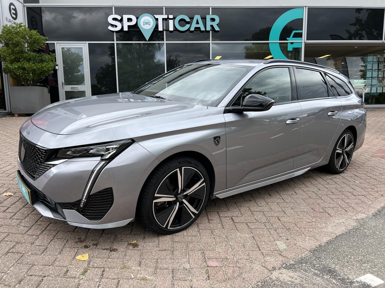 Peugeot 308 SW - 1.6 HYbrid 225pk e-EAT8 GT | Adaptive cruise control - AutoWereld.nl
