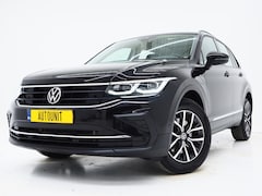 Volkswagen Tiguan - 1.4 TSI eHybrid Elegance | Panoramadak | Adaptive Cruise | Dodehoekdetectie | Virtual | LE