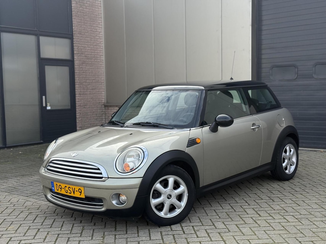 MINI 3-Deurs - 1.6 Cooper - AutoWereld.nl