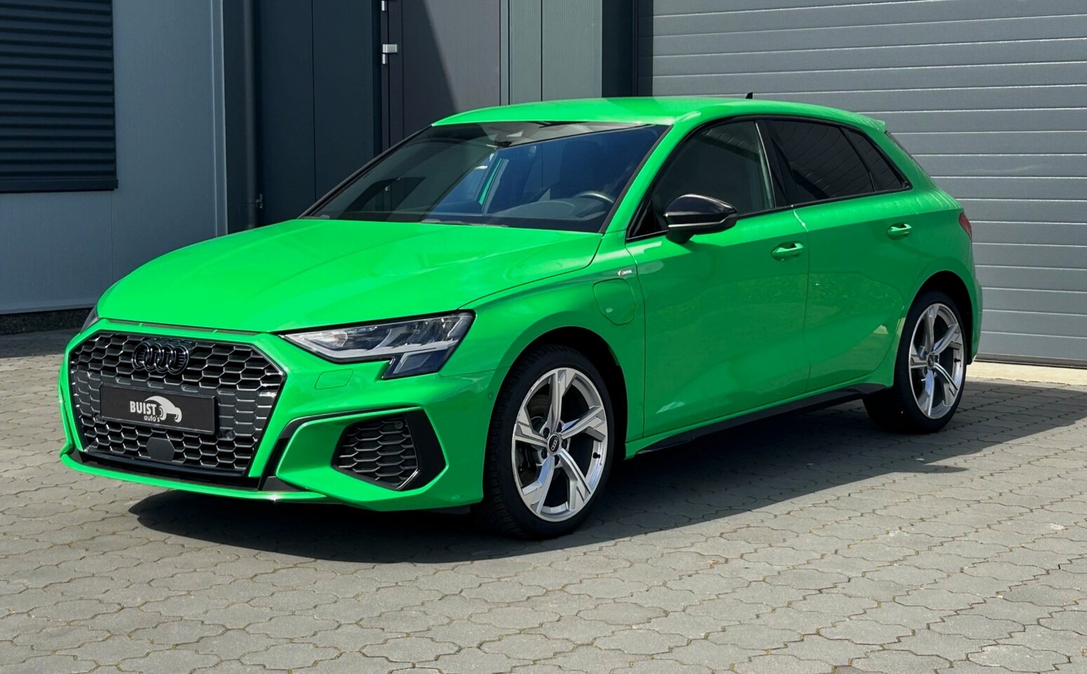 Audi A3 Sportback - 40 TFSIe 204pk S-Line Competition 18" KEYLESS CAMERA AUDI EXCLUSIVE KLEUR! - AutoWereld.nl