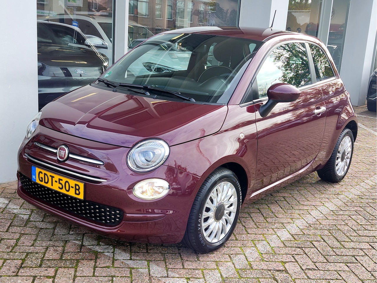 Fiat 500 - 1.0 HYBRID LOUNGE Clima | Carplay/Android | Cruise Control - AutoWereld.nl