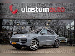 Porsche Cayenne Coupé - 3.0 E-Hybrid , Arctic Grey, SportDesign, Trekhaak, Bijrijdersdisplay, Luchtvering