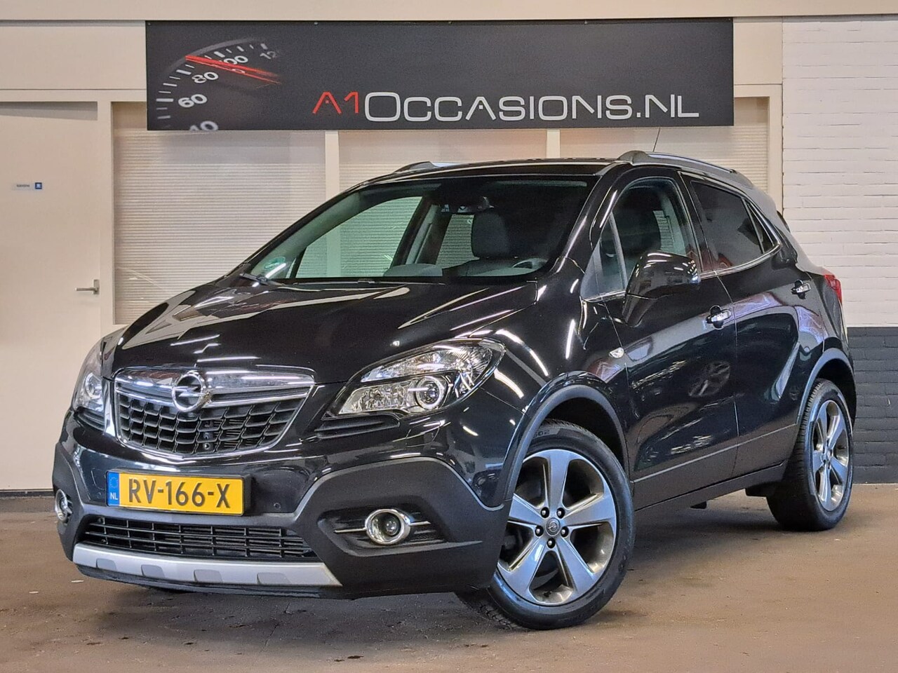 Opel Mokka - 1.4 T Cosmo 4x4 + STOEL-/ STUURVERWARMING !! - AutoWereld.nl