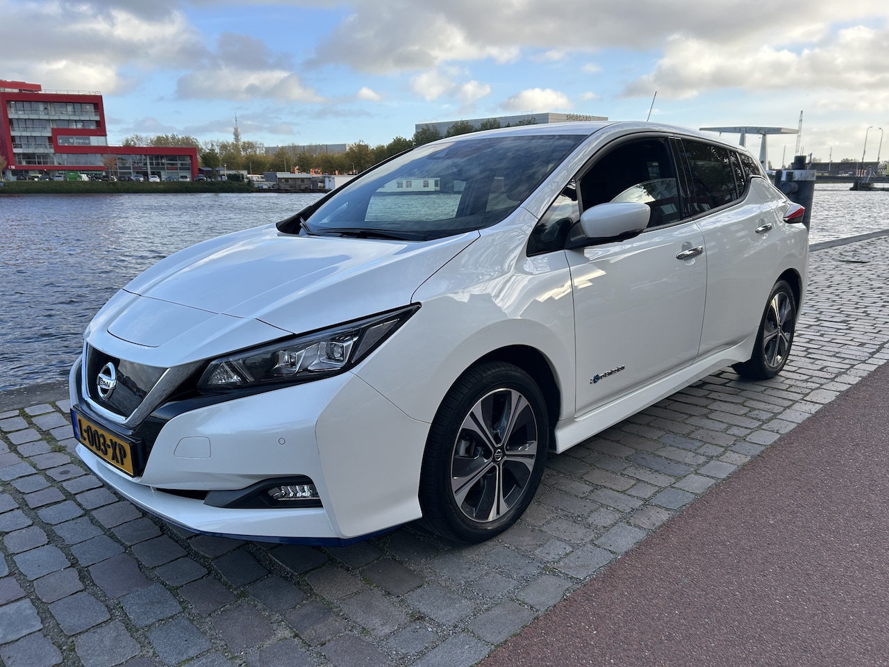 Nissan LEAF - e+ Tekna 62 kWh SOH 93% Leer airco/ecc nieuwstaat, - AutoWereld.nl