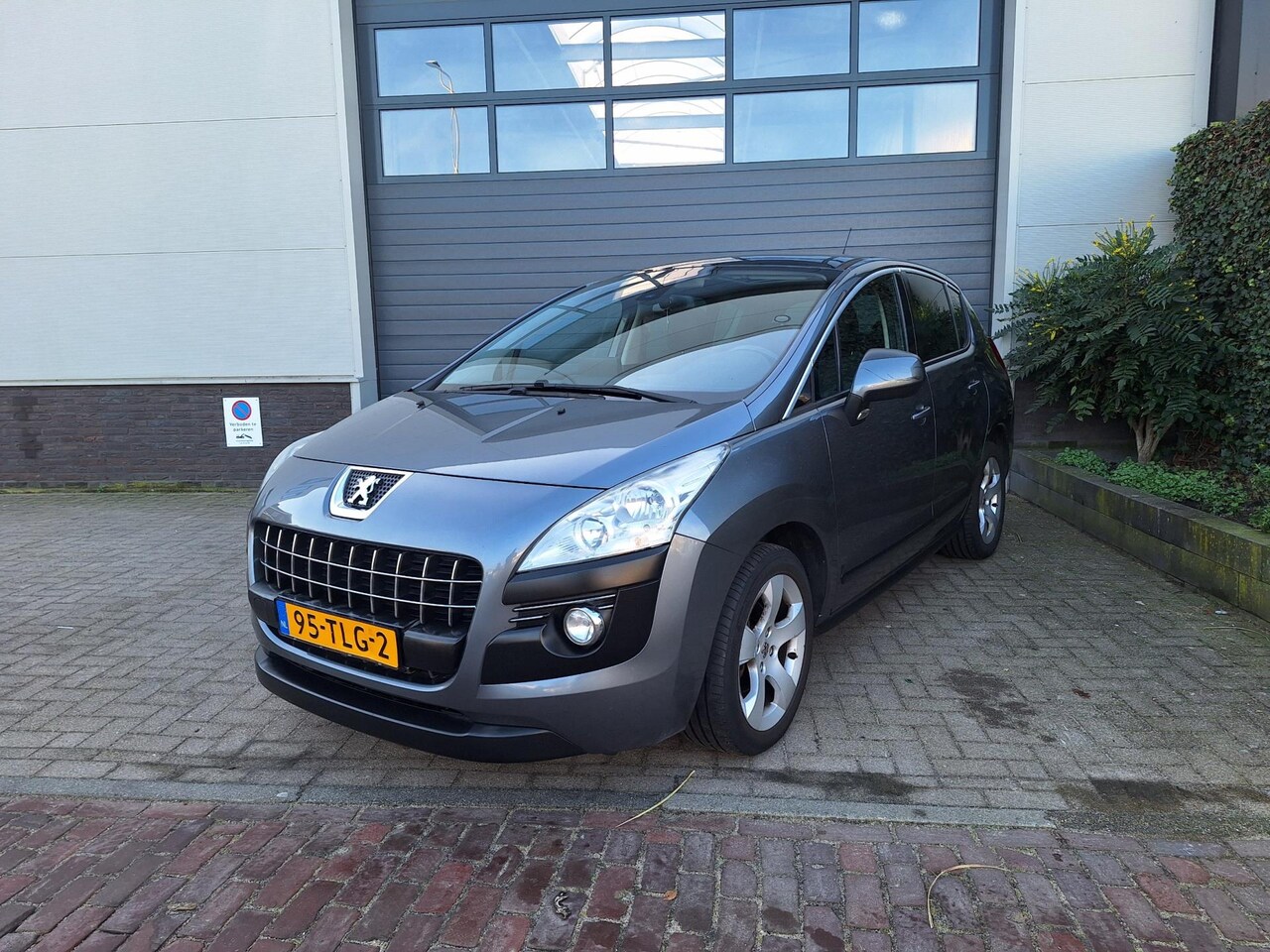 Peugeot 3008 - | 1.6 VTi ST | Airco | Telefoon verbinding | Navigatie | - AutoWereld.nl