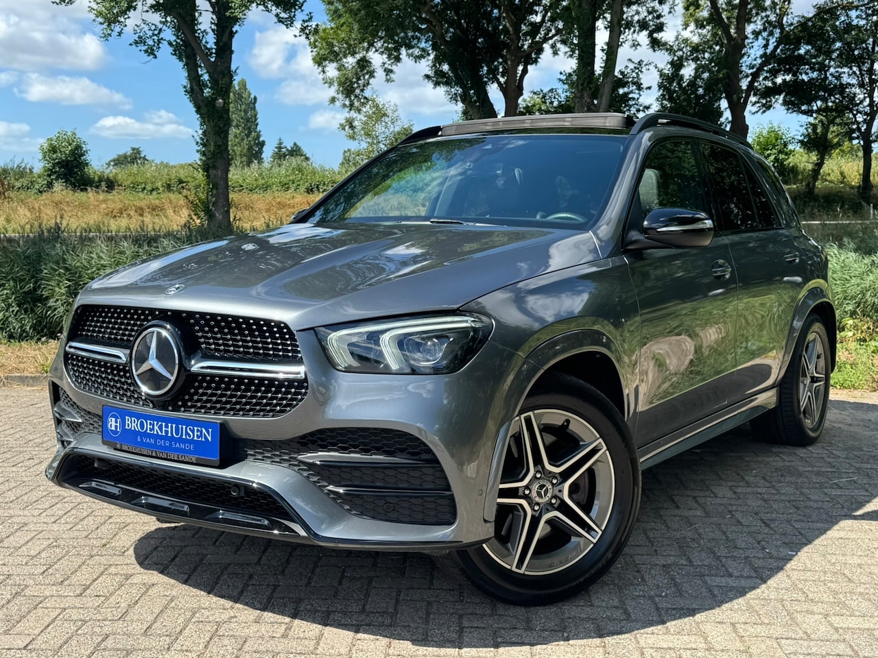 Mercedes-Benz GLE-Klasse - 350 e 4MATIC SOH 94,2% Premium Plus AMG Night pakket 333pk Panoramadak / Camera / Stoelver - AutoWereld.nl