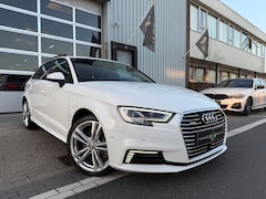Audi A3 Sportback - 40 e-tron Sport 204PK S18/LED/CAM/NAV/LEER