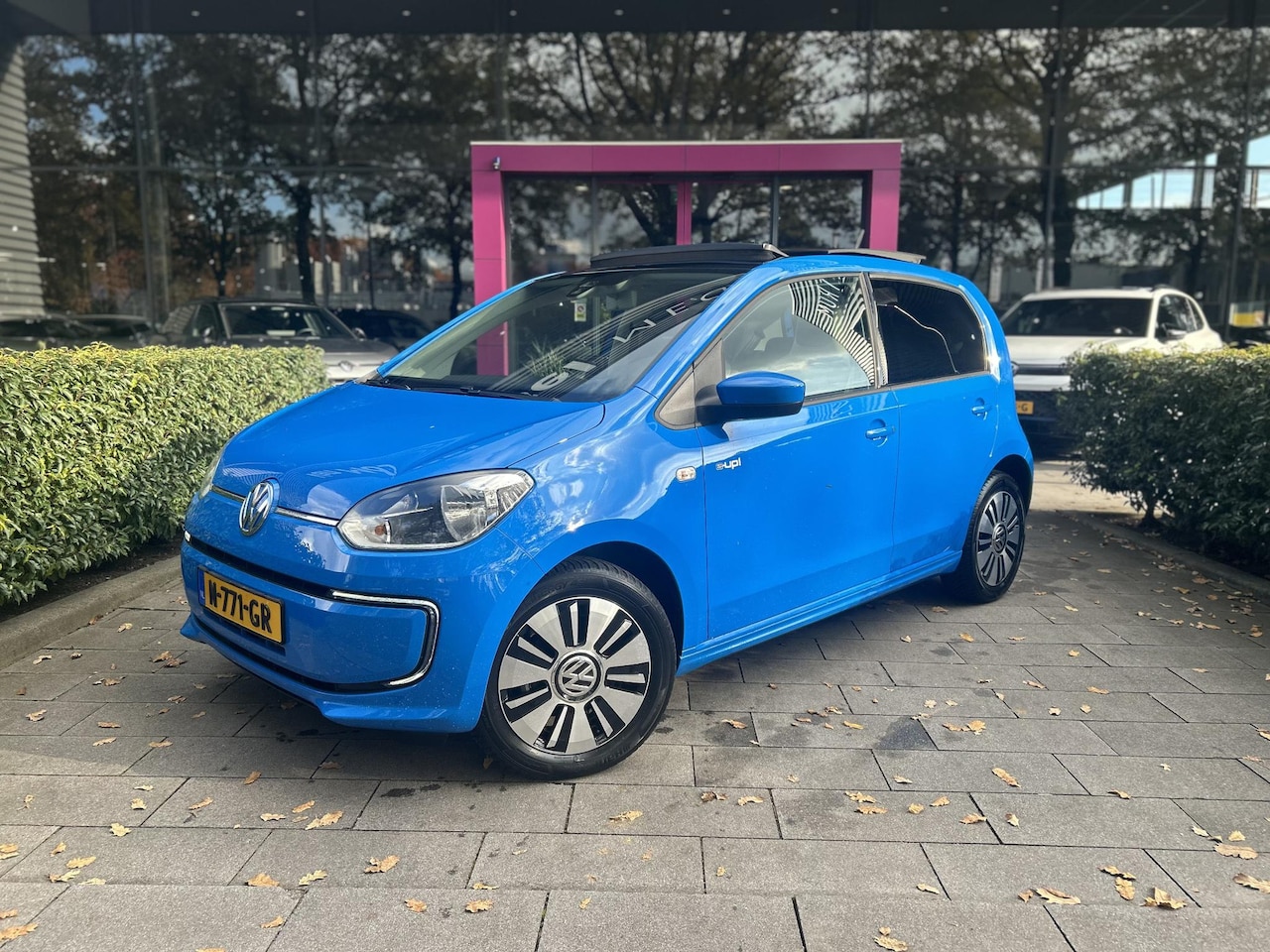 Volkswagen e-Up! - | WORDT VERWACHT | PANORAMADAK | STOELVERWARMING | CLIMATE CONTROL | CRUISE CONTROL | NAVI - AutoWereld.nl