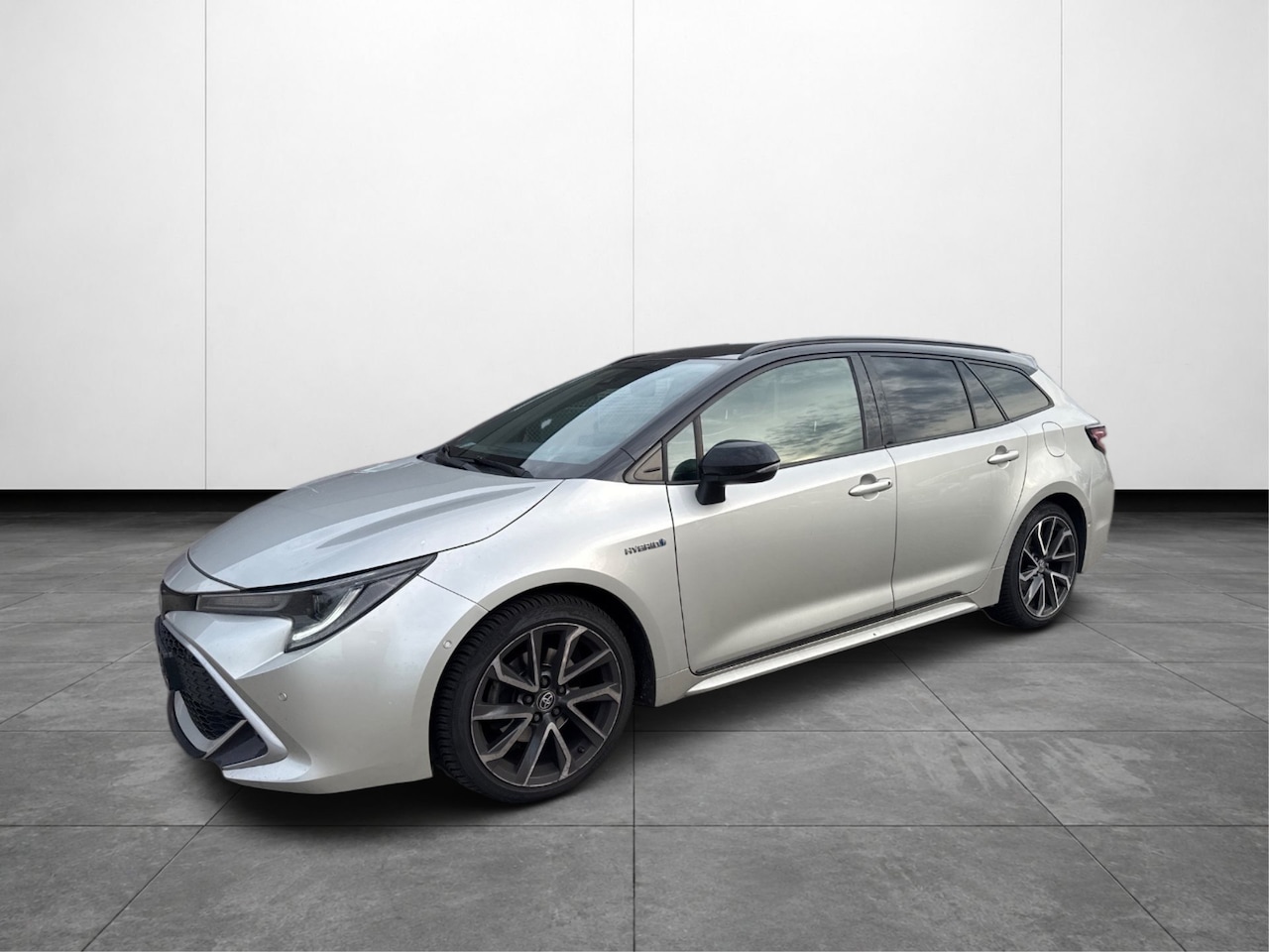 Toyota Corolla Touring Sports - 2.0 Hybrid Business GR-Sport | Achteruitrijcamera | Cruise control adaptief met Stop&Go en - AutoWereld.nl