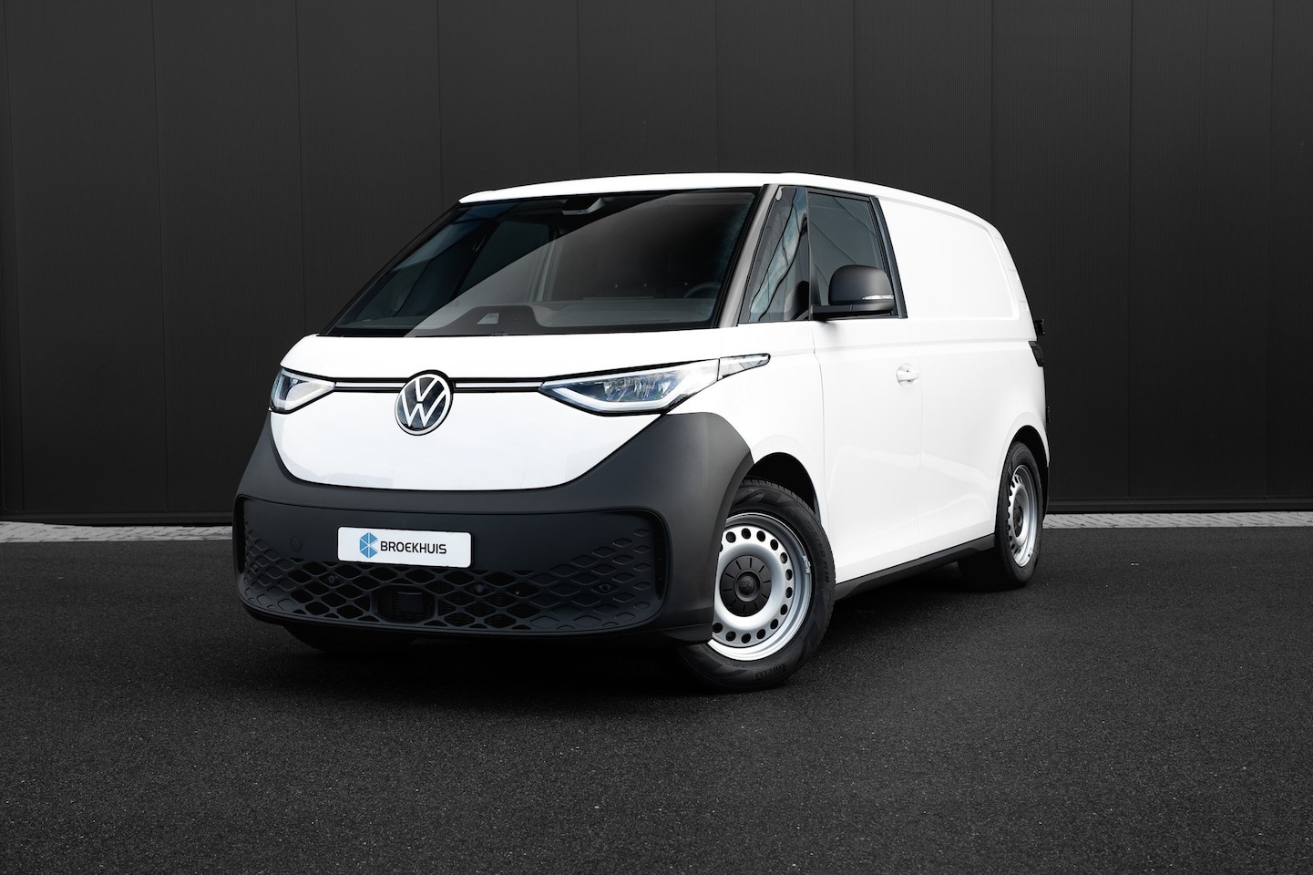 Volkswagen ID. Buzz Cargo - 79 kWh | 286 pk | Trekhaak | Achterdeuren | App Connect | Camera | Bijrijdersbank | Adapti - AutoWereld.nl