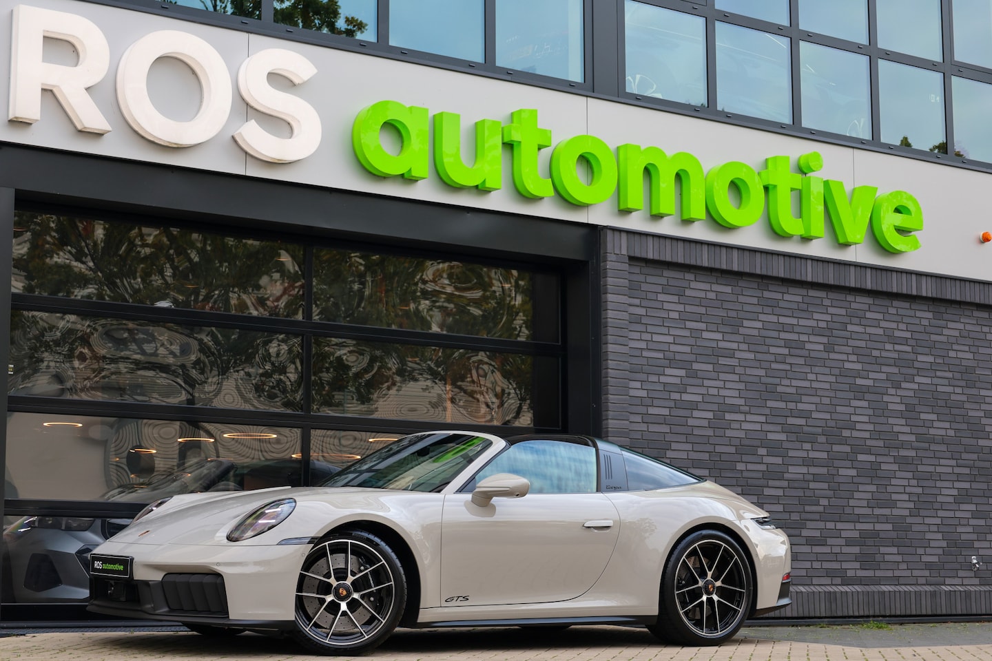 Porsche 911 - 3.6 T-Hybrid 4 GTS | NAP | LIFT | 360 | MEMORY | BOSE | - AutoWereld.nl