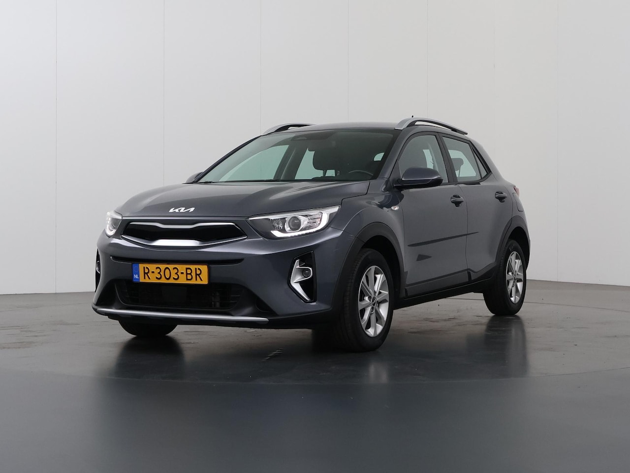 Kia Stonic - 1.0 T-GDi MHEV DynamicLine | Parkeercamera | Apple Carplay/Android Auto | Airconditioning - AutoWereld.nl