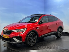 Renault Arkana - 1.6 E-Tech hybrid 145 E-Tech engineered Navi | Leer | Pano | Trekhaak