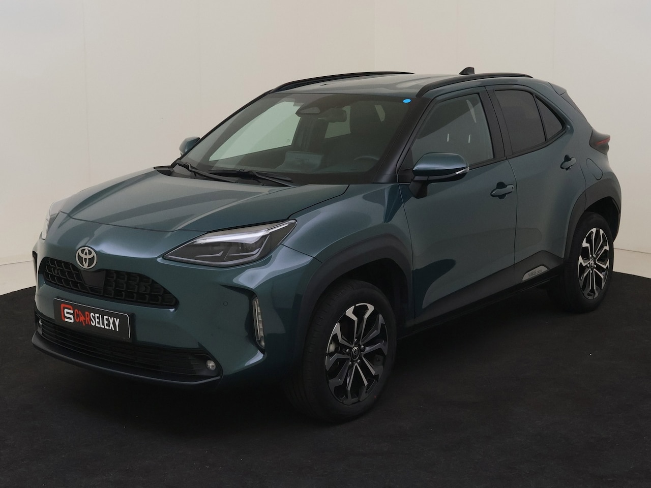 Toyota Yaris Cross - 1.5 Hybrid 130 Dynamic PDC/Winterpakket/AppleCarPlay - AutoWereld.nl