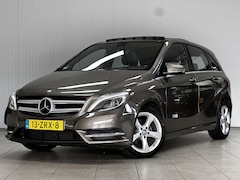 Mercedes-Benz B-klasse - 180 Ambition /AUTOMAAT /Open Pano-Dak /Bi-Xenon /Half-Leder /Navi /Airco /Cruise /Elek. pa