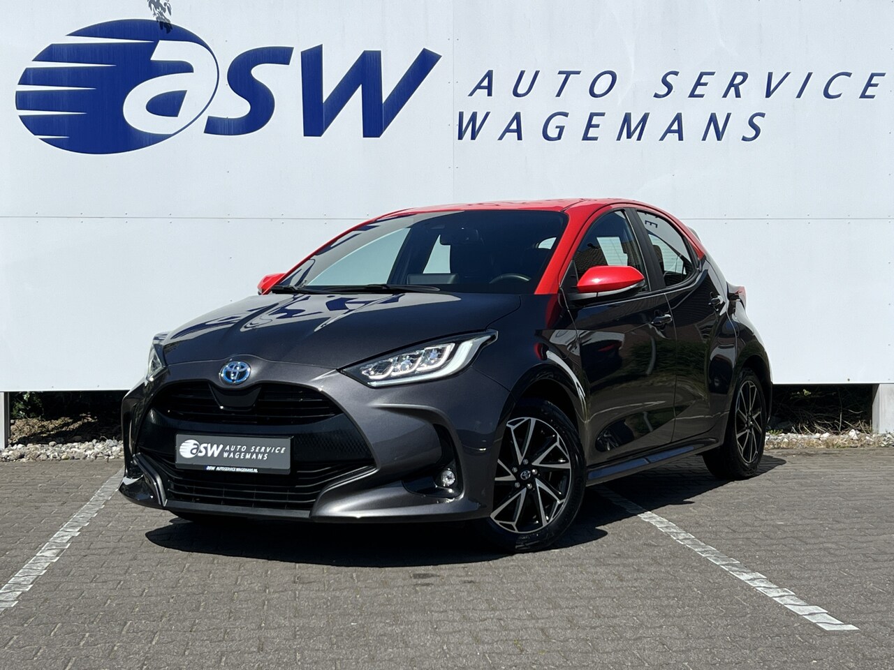 Toyota Yaris - 1.5 Hybrid Tokyo Spirit | LED | Camera | Carplay - AutoWereld.nl