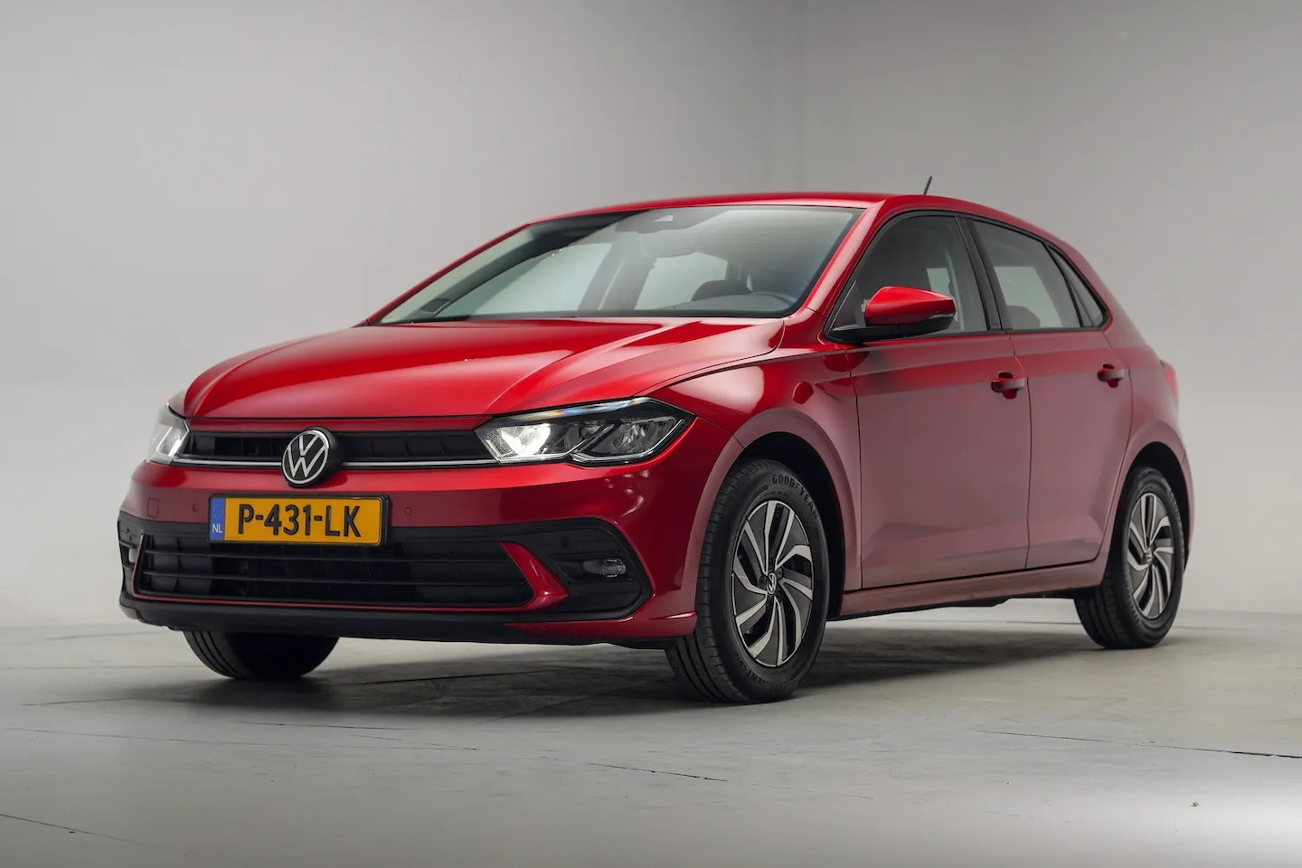 Volkswagen Polo - 1.0 TSI 95pk Style Comfort Aut. NW MODEL [ Apple/Android Stoelverwarrming Camera Adapt.cru - AutoWereld.nl