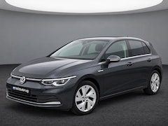 Volkswagen Golf - 1.5 eTSI 130pk Style DSG Automaat Trekhaak / 17"LM velgen / Parkeersensoren / App-connect