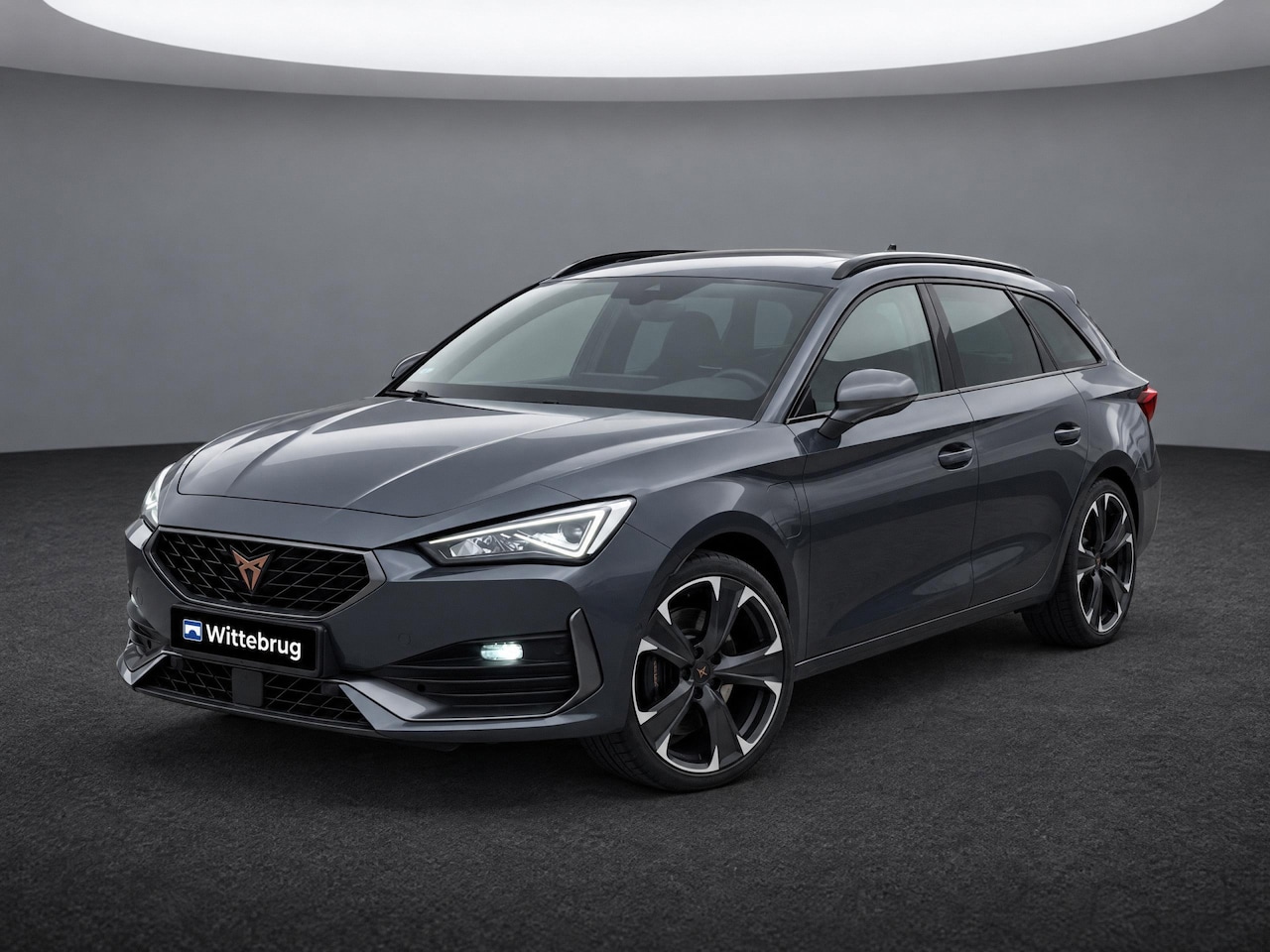 CUPRA Leon Sportstourer - 1.4 e-Hybrid 245pk VZ Performance Supersport / Panoramadak /19"LM velgen / Memorystoel / N - AutoWereld.nl